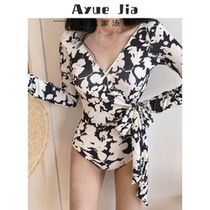 Long sleeve swimsuit Women summer 2021 New Conservative belly thin Korean ins Wind fairy air Siamese triangle swimsuit