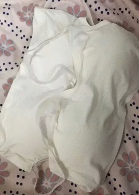 挺好的，滑滑的，包装也很好，不知道穿上怎么样希望很好吧