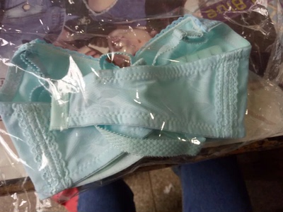 大小刚好，在这买了好久件内衣了，满足了我的少女心，美美哒