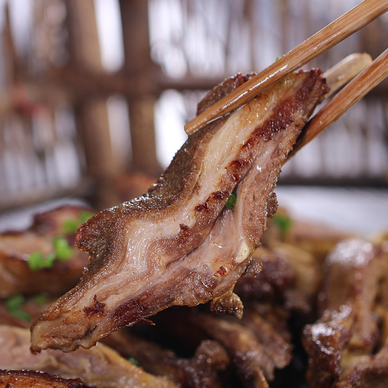 there are few hand-held lamb chops 400g barbecue ribs fresh frozen semi-finished ready to eat fresh