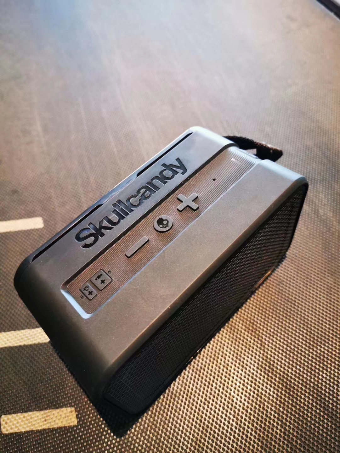 头蓝牙音箱 skullcandy barricade xl-场所设备-ca002二手音响器材网