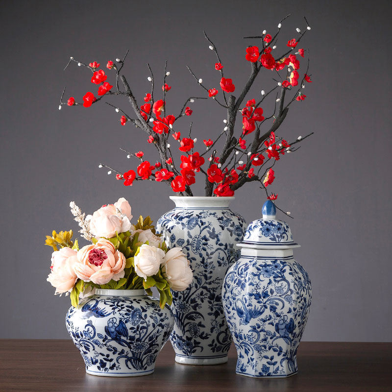 Jingdezhen ceramic blue and white porcelain vase place to live in the sitting room is blue and white porcelain vase flower arranging TV ark, decoration decoration