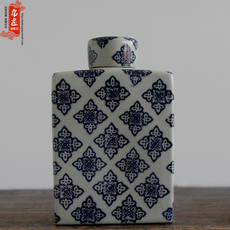 Jingdezhen ceramic Chinese storage tank receive a case of blue and white porcelain household furnishing articles vase flower arrangement sitting room adornment ornament