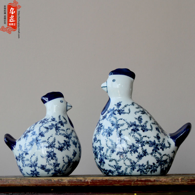 Chinese style household ceramic decoration process blue and white chicken propitious to chickens living room TV ark adornment furnishing articles