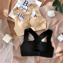 Japanese gathered small chest showing big underwear womens non-trace adjustment type closed breast wide shoulder strap pull up push up front buckle bra