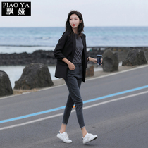 Net red small suit jacket female spring and autumn 2022 new professional chic small suit Korean version of the casual British small suit