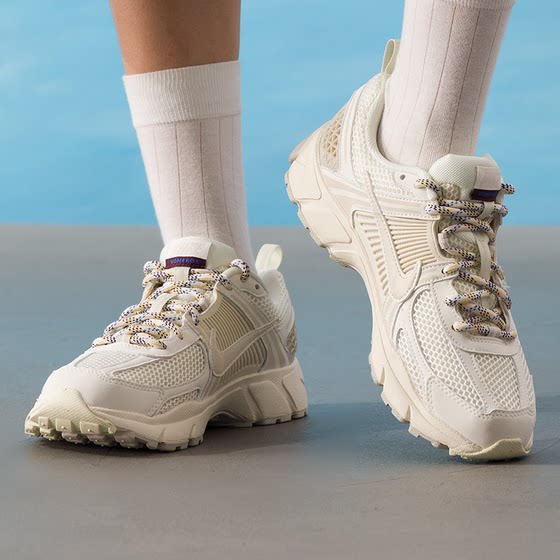 Nike casual shoes, big children's shoes, women's shoes, VOMERO 5 EE breathable wear-resistant sports shoes IB5853-002
Nike casual shoes, big children's shoes, women's shoes, VOMERO 5 EE breathable wear-resistant sports shoes IB5853-002
