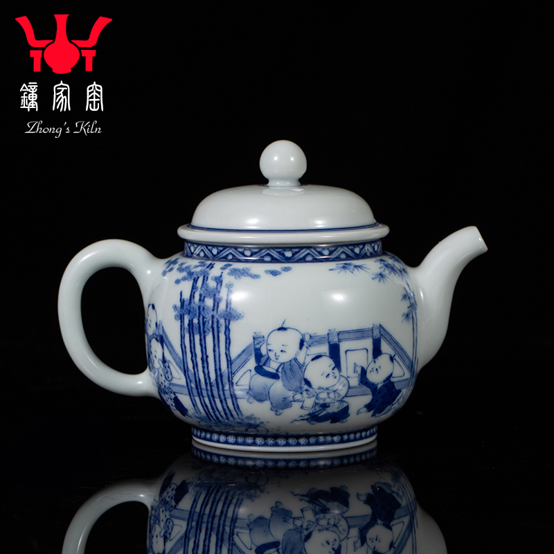 Teapot clock home up jingdezhen blue and white maintain hand - made nine young people make tea pot of Chinese style household, large capacity