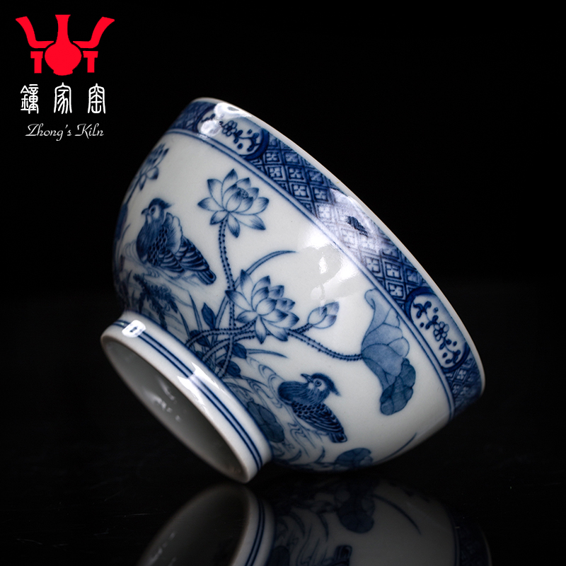 Clock kung fu tea house up with jingdezhen blue and white maintain master cup single cup all hand girlfriend ceramic cups