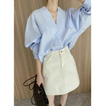 2021 spring and summer new simple art design sense V Neck Cross profile shirt women casual loose top