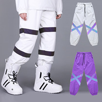 Outdoor loose large reflective strip snowboard skier male and female couple thicken heat and waterproof