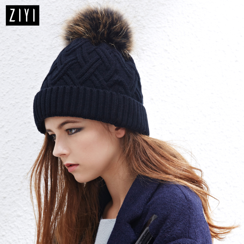 ZIYI紫伊新款 韩版时尚冬季帽子女 貉子毛球针织帽 纯色双层加厚产品展示图4