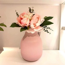 Modern home personality Net red vertical pattern Ceramic vase ornaments Nordic minimalist dried flower decoration high-end water culture