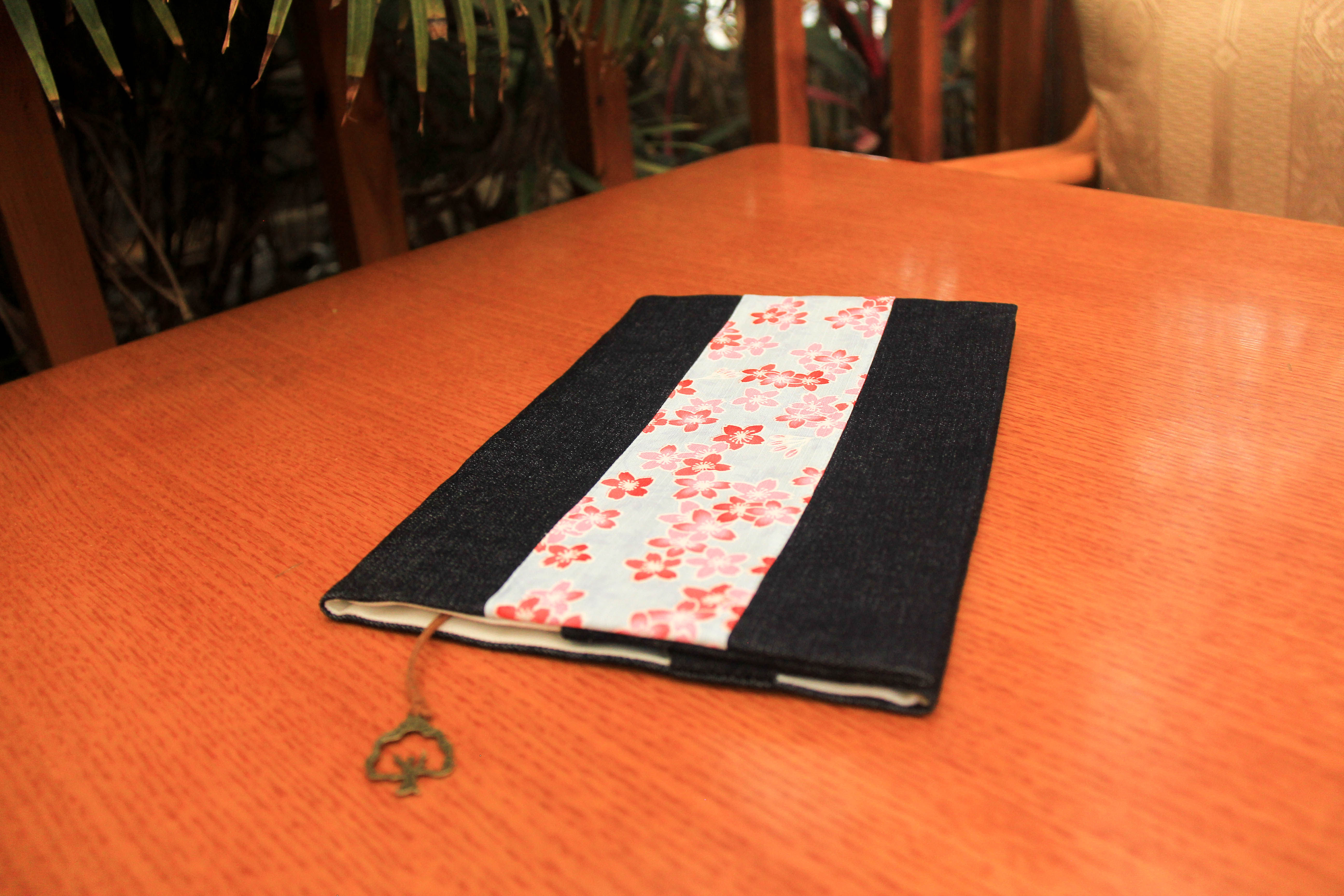 读者正品原创设计可调节手工制作布艺书衣书套暖春系列暖春·浅吟