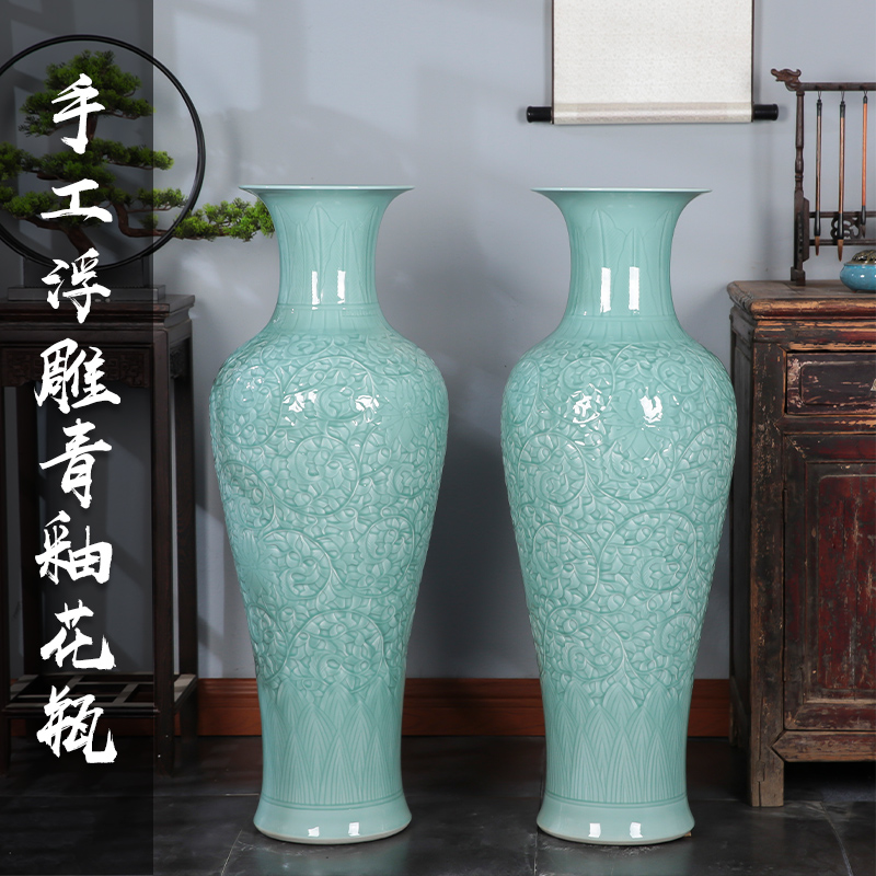 Jingdezhen ceramics large reliefs green glaze vase of large sitting room hotel decoration of Chinese style household furnishing articles