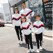 Parent-child autumn clothing 2021 New Tide Korean version of a family of three or four family clothing set mother and daughter sportswear