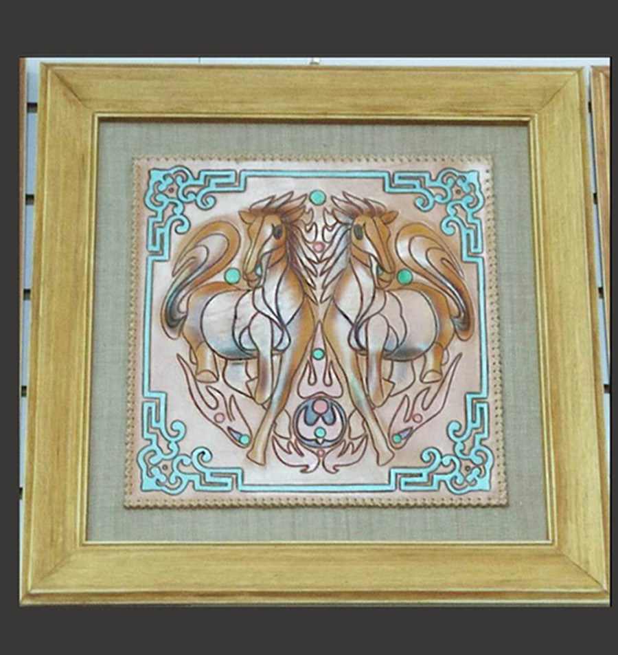 蒙古族工艺品 皮画 装饰画 皮雕画 双骏