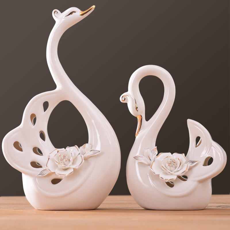 European new home furnishing articles wedding present household act the role ofing is tasted creative living room TV cabinet furnishing articles ceramic fuels the swan