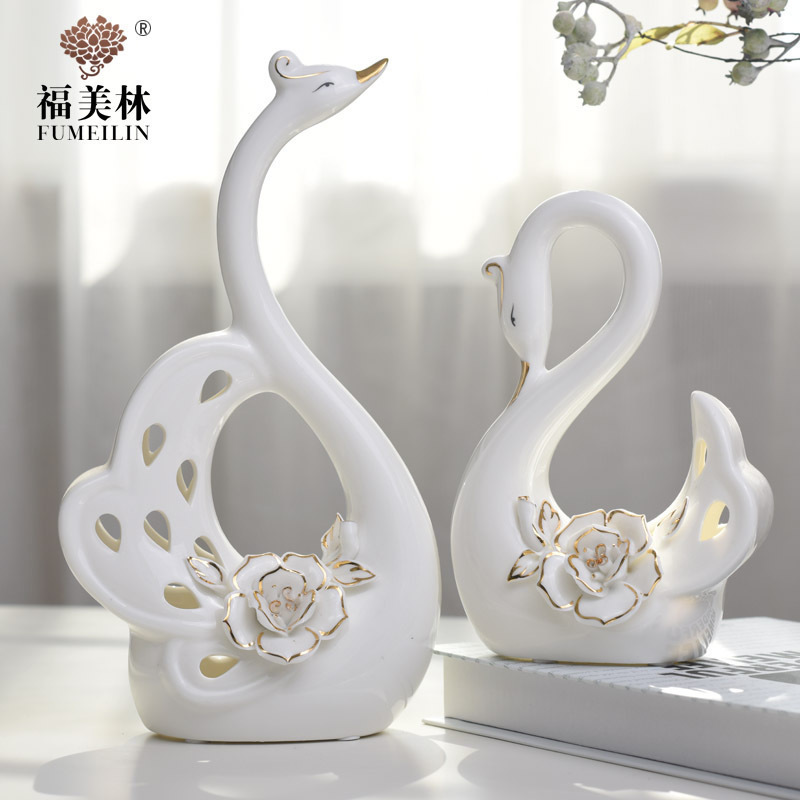 European new home furnishing articles wedding present household act the role ofing is tasted creative living room TV cabinet furnishing articles ceramic fuels the swan