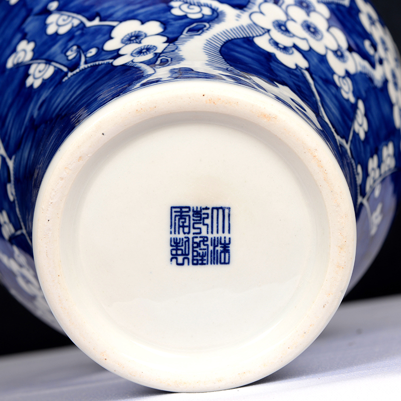 Jingdezhen ceramics by hand antique Chinese blue and white porcelain vases, flower arrangement sitting room home wine ark, adornment furnishing articles