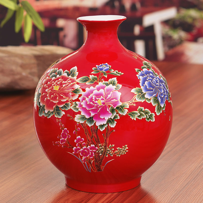 Jingdezhen ceramics China red vase modern household act the role ofing is tasted furnishing articles wedding housewarming gift pomegranate bottle sitting room