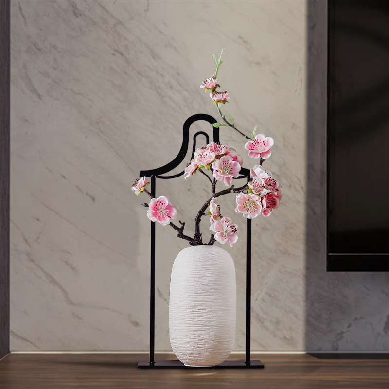 New Chinese style living room furnishing articles creative household act the role ofing is tasted rich ancient frame, wrought iron decoration ceramics handicraft wine accessories