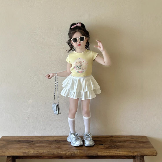 TOTObabay girls summer new Korean style cartoon printed T-shirt children's back hollow short-sleeved top
TOTObabay girls summer new Korean style cartoon printed T-shirt children's back hollow short-sleeved top