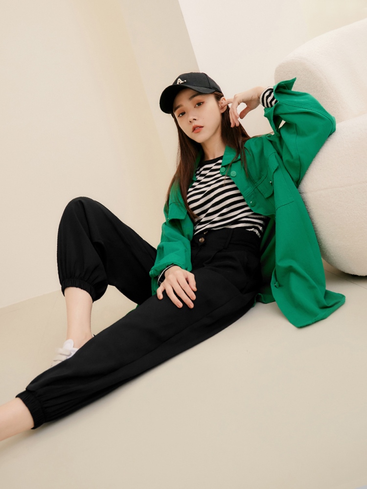 BA6879@PIC-11_80.jpg