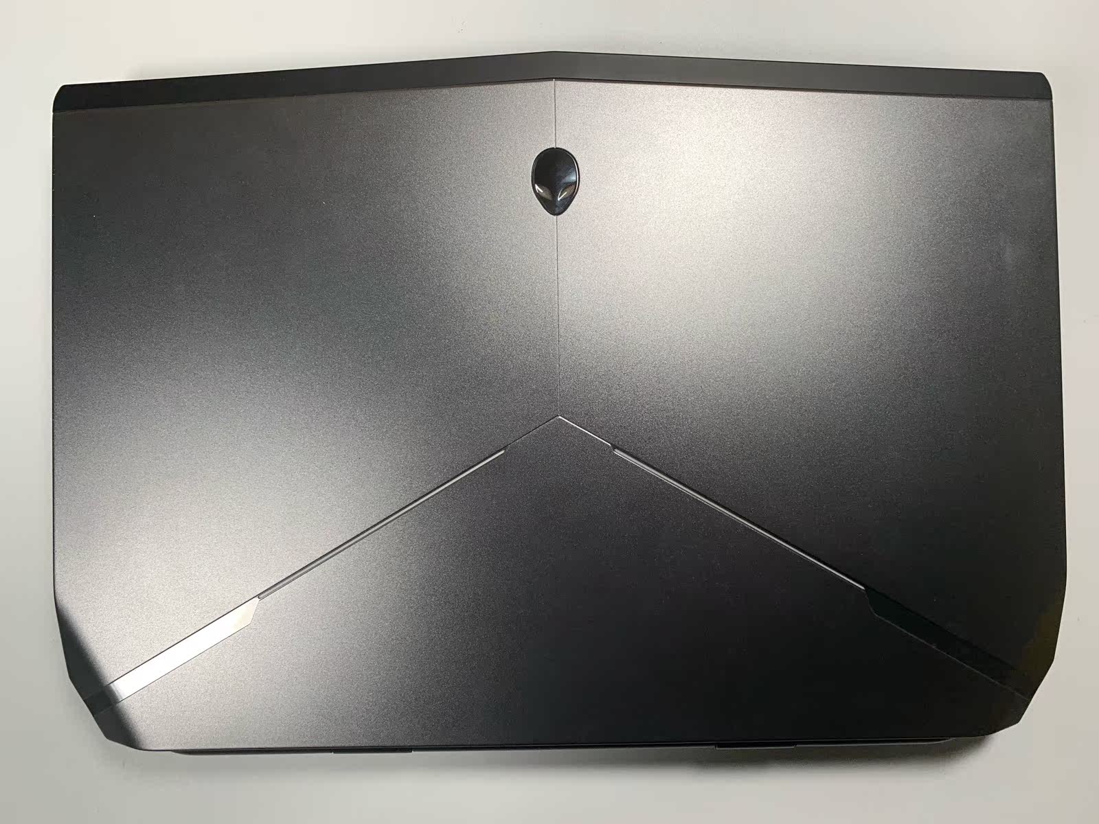 8kg262 外星人15r2 i7-6700hq 16g 256 1t 980m 4g 9新带电源