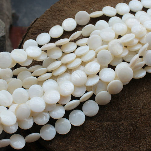 天然贝壳 白贝13mm胖面鼓面圆片 直孔贝壳片 diy饰品耳钉发簪材料_7折