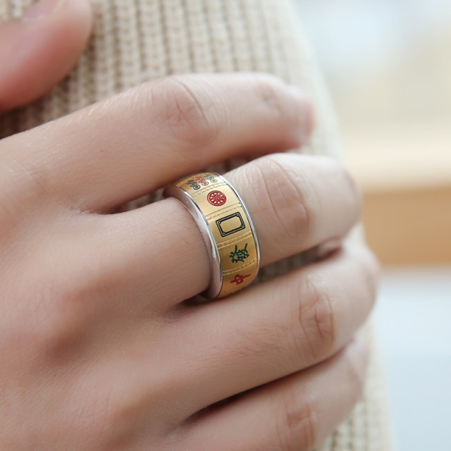 Thai Love You Fashionable Mahjong Ring ສິບສາມປີ Turning Trendy Men's Titanium Steel Index Finger Ring engraving