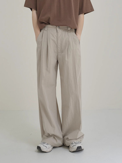 American retro cotton and linen trousers men's loose straight trousers double pleated design linen breathable wide-leg suit pants
American retro cotton and linen trousers men's loose straight trousers double pleated design linen breathable wide-leg suit pants