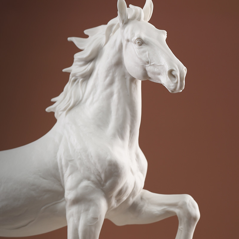 Oriental clay ceramic horse furnishing articles dehua porcelain its art office business gifts/vision