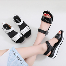 2021 summer new Joker thick-bottomed loose casual sports fairy wind ins tide heels fashion sandals