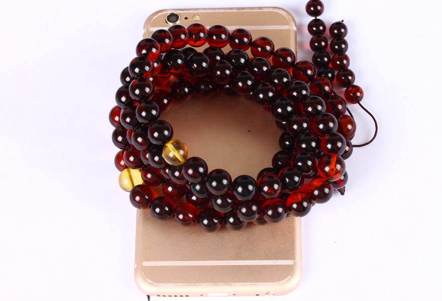 69.30克  10mm 精美精品 酒红色 圆珠 血珀佛珠  713n