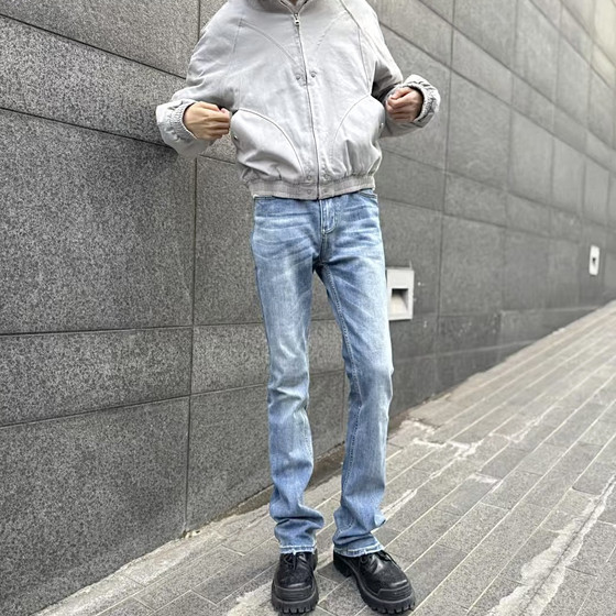 Ji Xuan's same American-style cleanfit pants, slim and slim, high street vibe blue 517 jeans
Ji Xuan's same American-style cleanfit pants, slim and slim, high street vibe blue 517 jeans