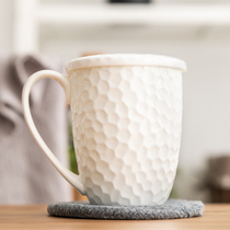 Creative personality large capacity bone China mug with lid Simple household relief ceramic coffee cup Water cup cup