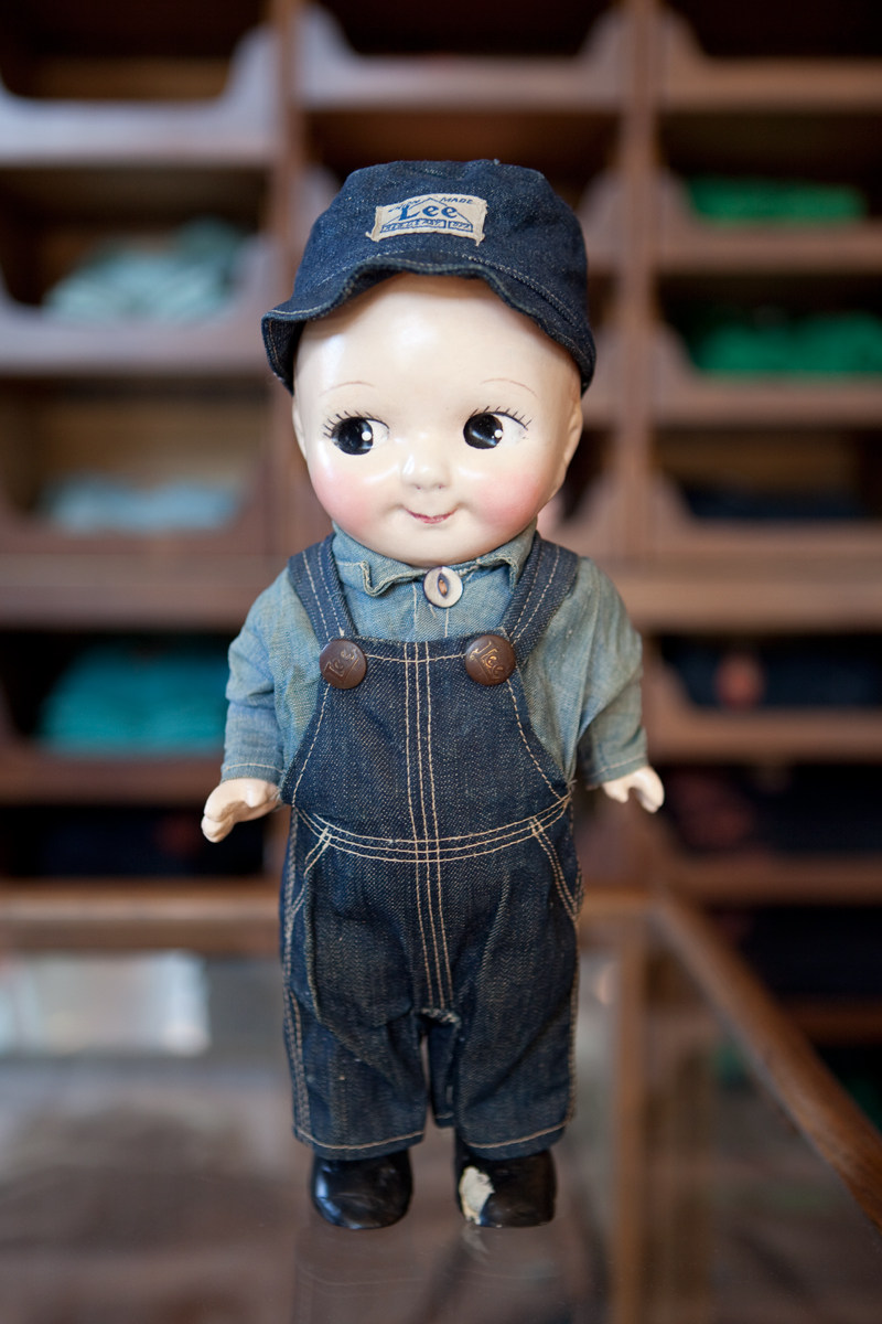 一,buddy lee 限量玩偶