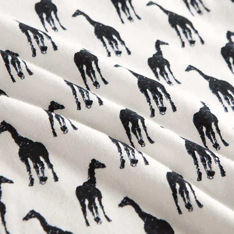 拉夏贝尔拉贝缇2015夏新款 趣味长颈鹿印花短袖T恤 女60003169