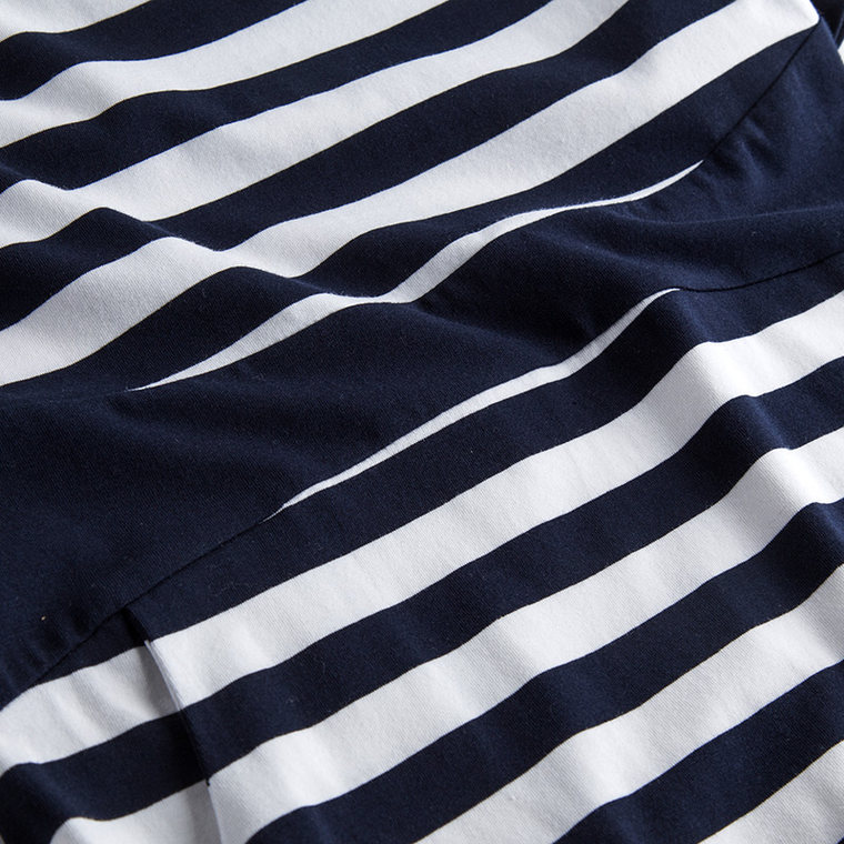 莫丽菲尔 2015夏新款 条纹印花弹力修身短袖连衣裙70003909
