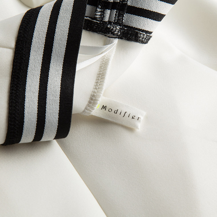 莫丽菲尔 2015夏新款 条纹撞色腰头 白色A字半身裙70004076