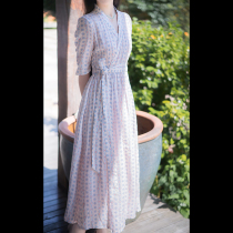 Xiaogongzi limited edition) Tea Xue) Retro literature and art white-collar slim waist collar lace-up exquisite dress LY275