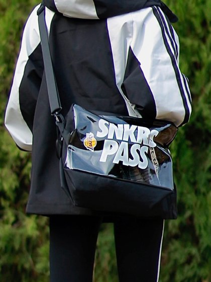 SNKRS 휴대용 운동화 스토리지 가방 방수 크로스 바디 백 축구장 신발 가방 스포츠 피트니스 여행 SNKRS 휴대용 운동화 스토리지 가방 방수 크로스 바디 백 축구장 신발 가방 스포츠 피트니스 여행