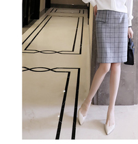Gentle and noble temperament British Vichy pattern gray pocket trim hip slim skirt