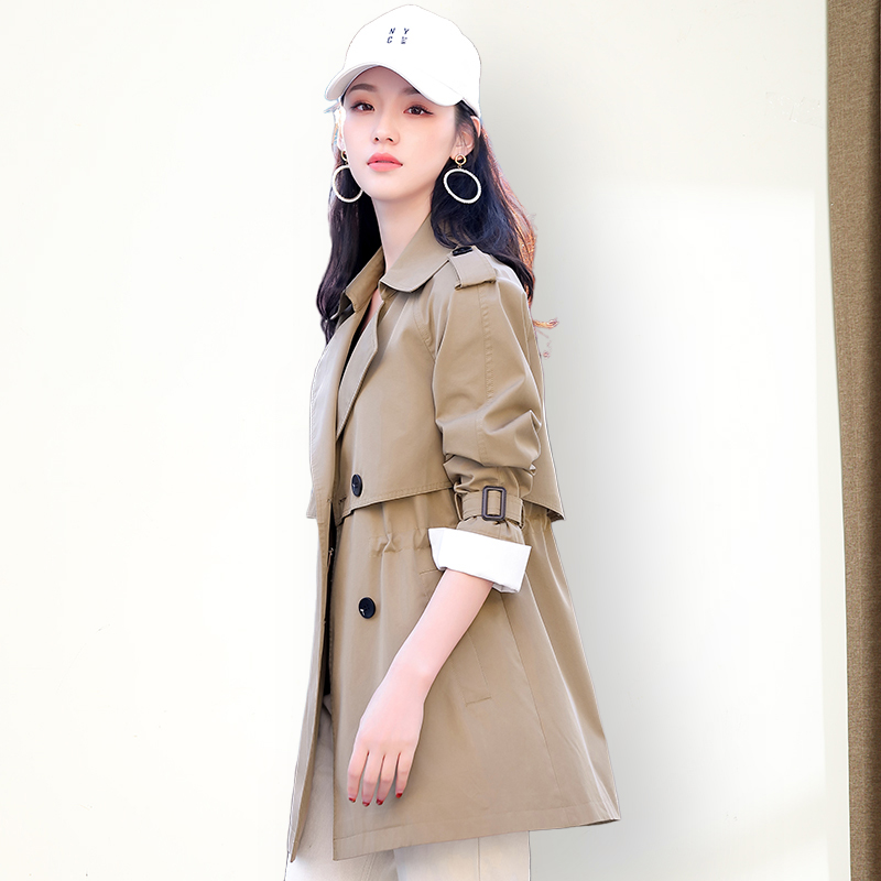 Mall Special Cabinet Short version Wind clothes Girl 2021 Chunqiu Pop new collection waist display slim casual jacket 20C11JF