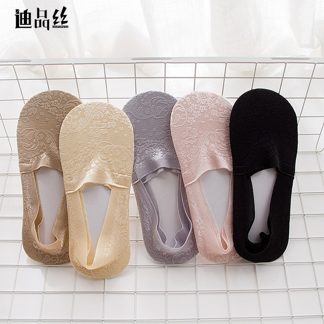 Lace socks boats socks women's shallow socks invisible silicone non-slip non-falling socks thin socks cotton bottom summer and autumn