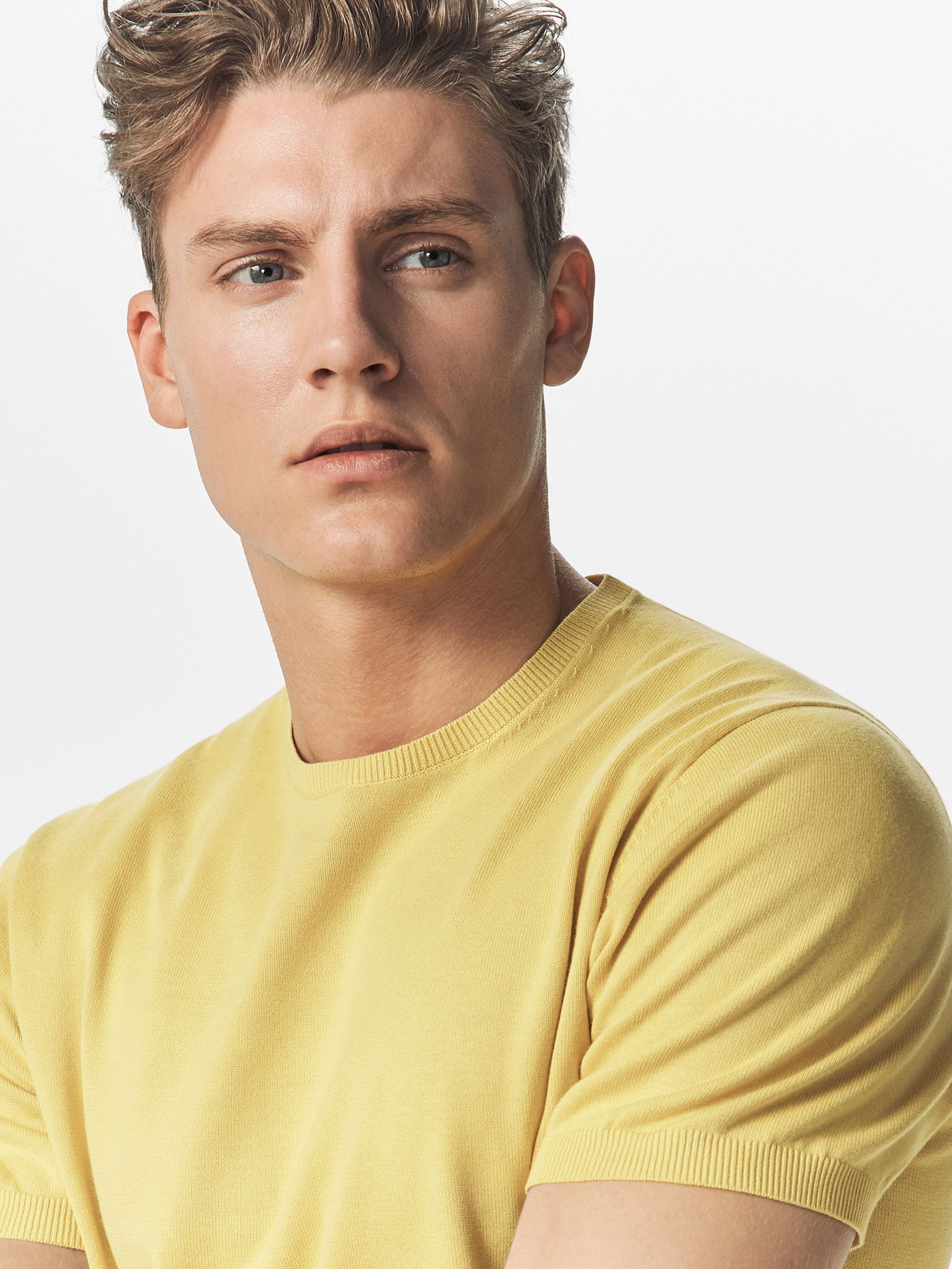 Свитер мужской Massimo Dutti 00928211520/22 00928211520 Свитер мужской Massimo Dutti 00928211520/22 00928211520 Massimo Dutti