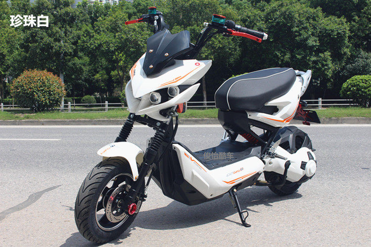 战狼电动车极客新款x战警电摩72v高速成人男女踏板电瓶车电动摩托