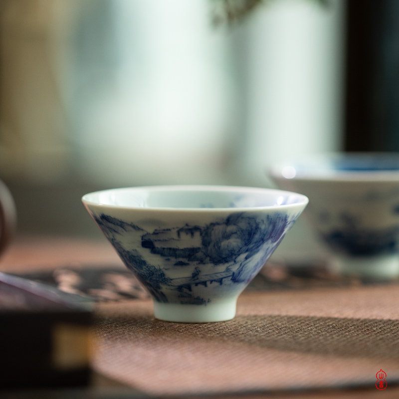 Castle peak day room jingdezhen blue and white landscape painting perfectly playable cup inside and outside hand - made porcelain kung fu tea cups sample tea cup