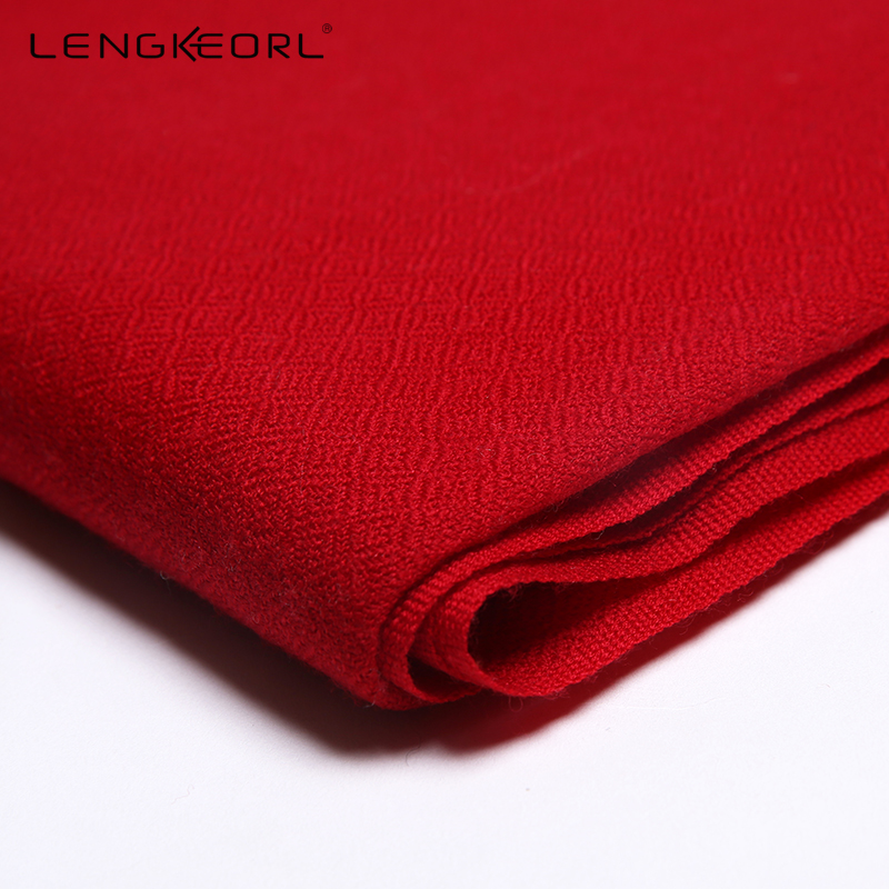 凌克红色羊毛围巾女士2016新款秋冬款披肩两用长款纯色加厚时尚产品展示图5